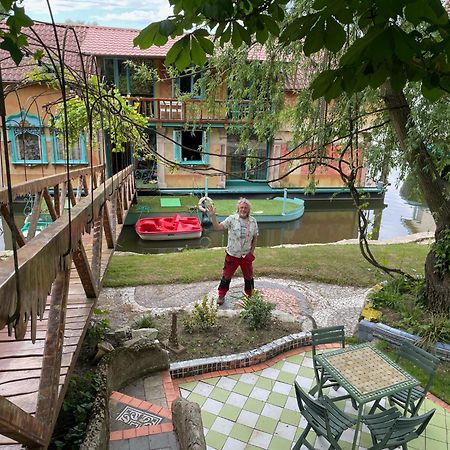 Drijfpaleis Hotel Арнем Екстериор снимка