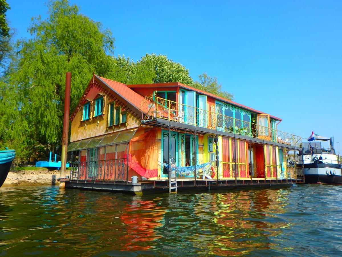 Drijfpaleis Hotel Арнем Екстериор снимка